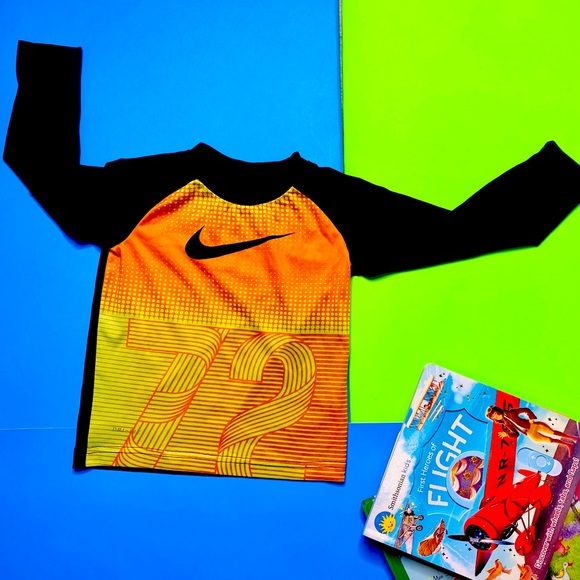 Nike Dri-Fit Long Sleeve Tee - Picture 1 of 4